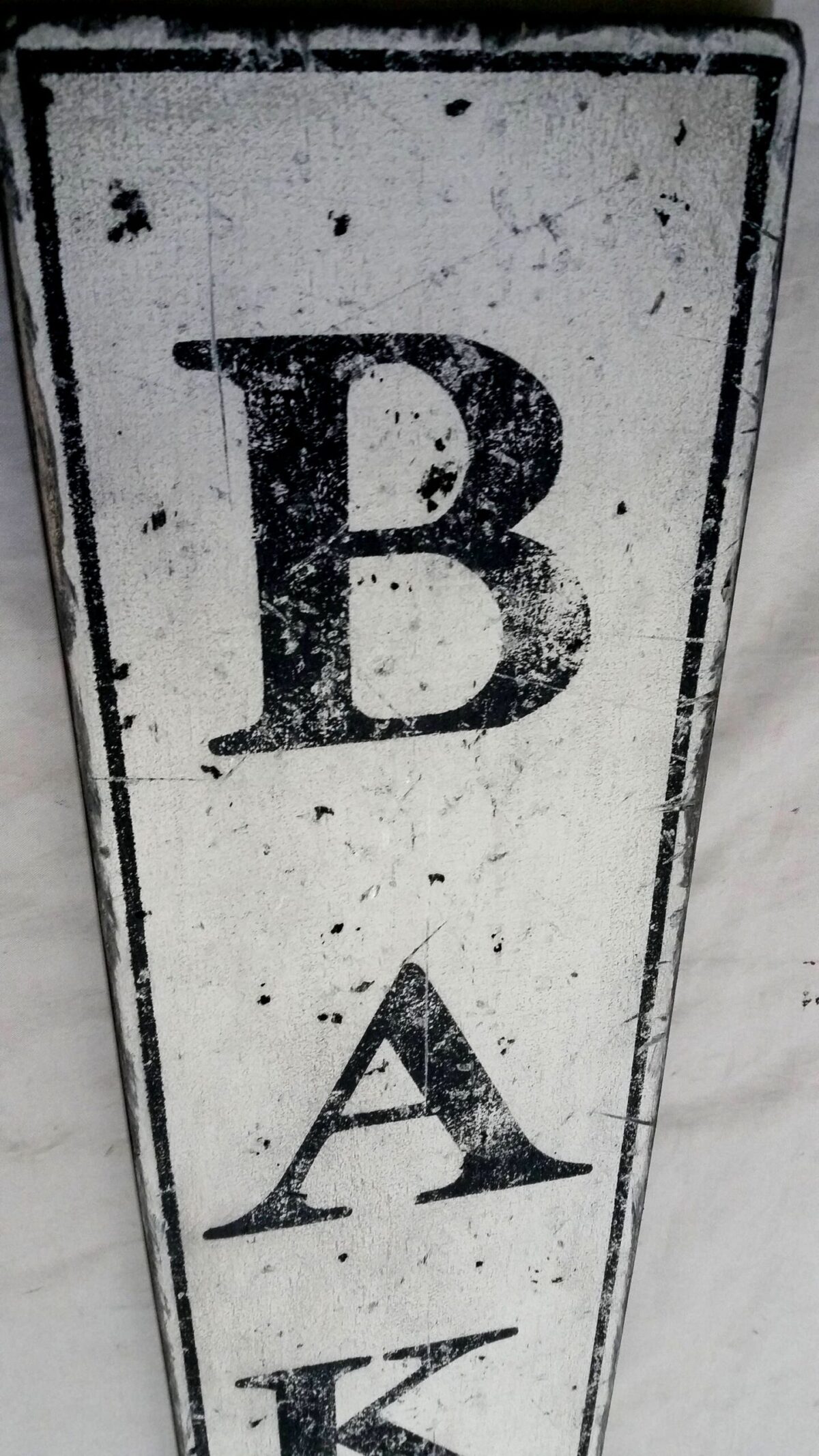 Close-up of the Vertical Bakery Sign BSV908