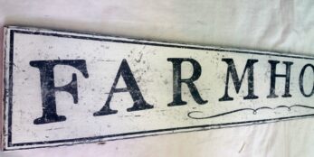 A country style inspired Farmhouse wood sign example.